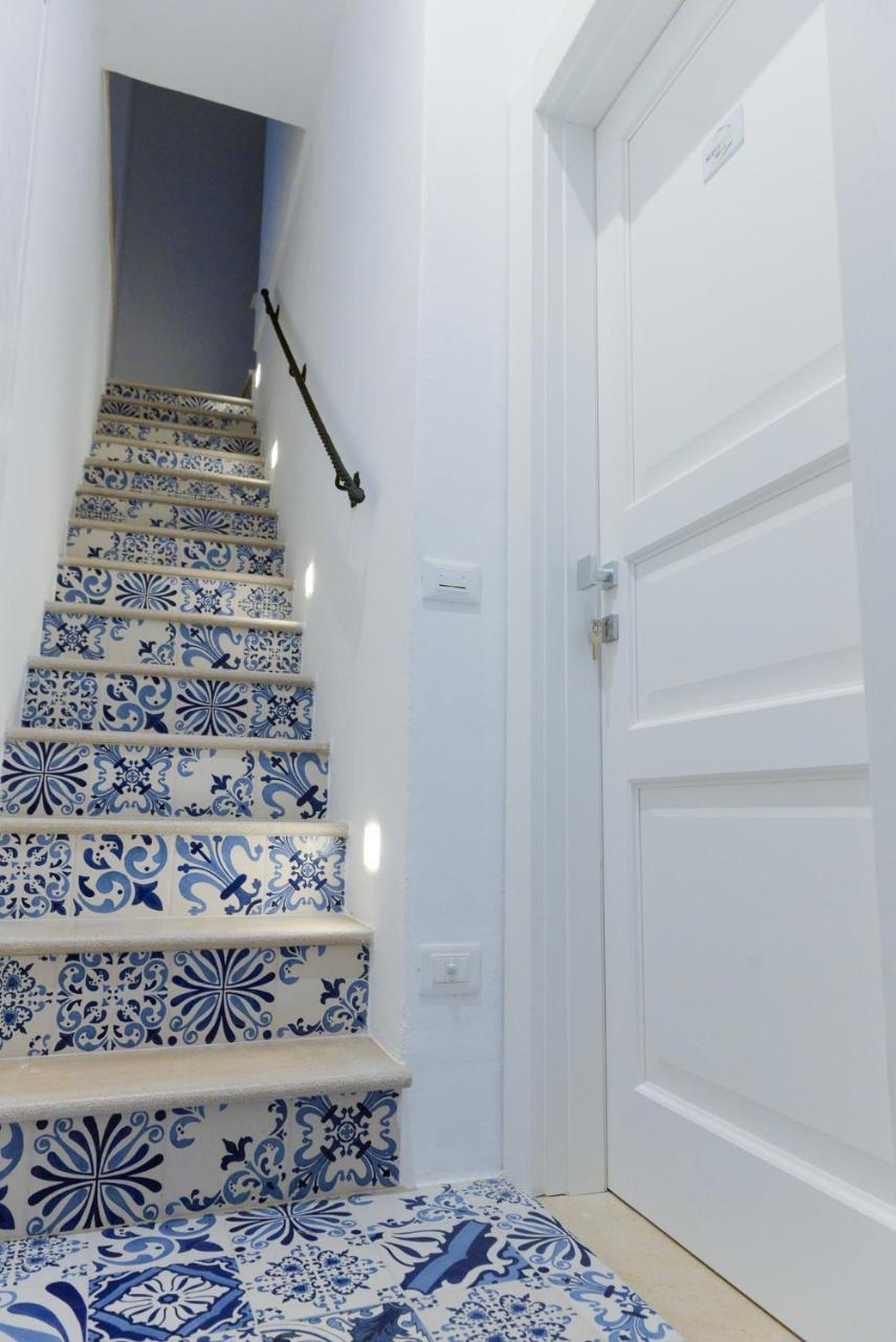 Mare Versus Luxury Suites Barletta Exterior photo