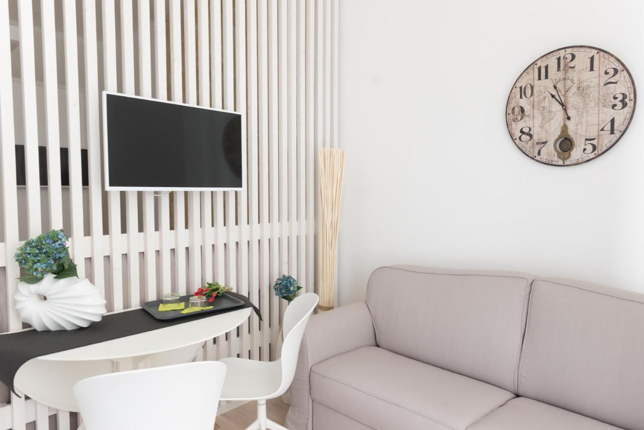 Mare Versus Luxury Suites Barletta Exterior photo