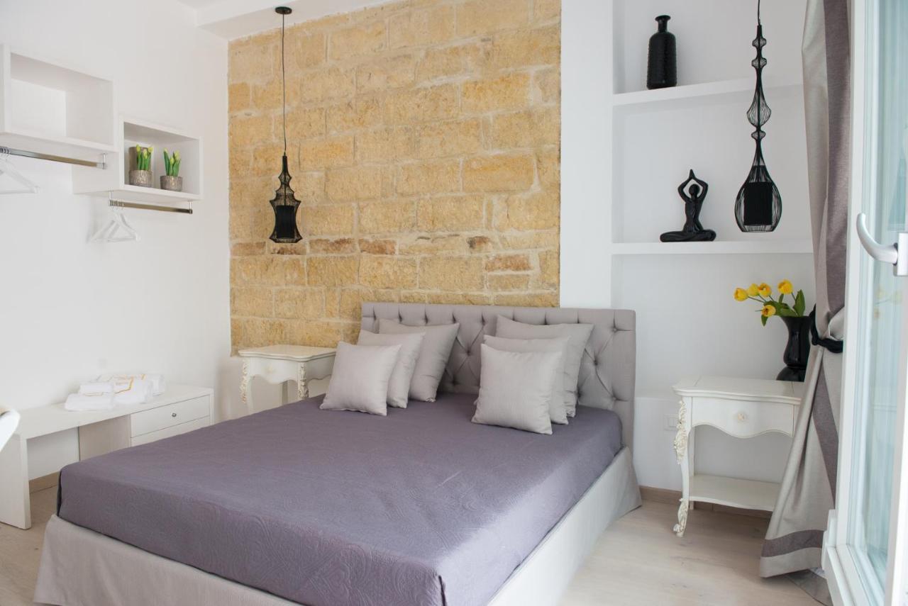 Mare Versus Luxury Suites Barletta Exterior photo